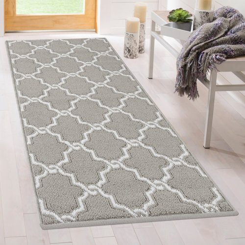 Jean Pierre Tufted Performance Light Gray/White Trellis Runner Rug